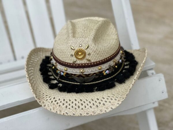 decorated hat, hats decorated in Colombia, personalized hats made from iraca palm, handmade hats with embroidery, test1234, Decorated Womens Vented Hat