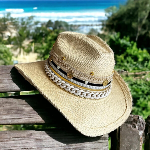 decorated hat, hats decorated in Colombia, personalized hats made from iraca palm, handmade hats with embroidery, test1234, Decorated Cowboy hat natural color