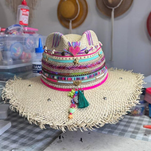 decorated hat, hats decorated in Colombia, personalized hats made from iraca palm, handmade hats with embroidery, test1234, Frayed Tribe Heart Pinky Hat in Natural Color 00001