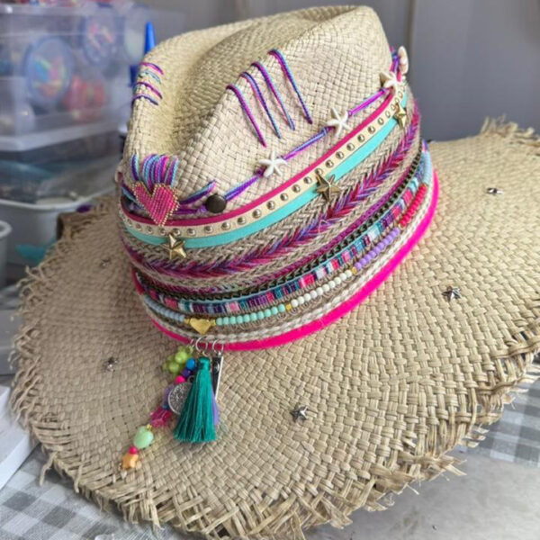 decorated hat, hats decorated in Colombia, personalized hats made from iraca palm, handmade hats with embroidery, test1234, Frayed Tribe Heart Pinky Hat in Natural Color 00003